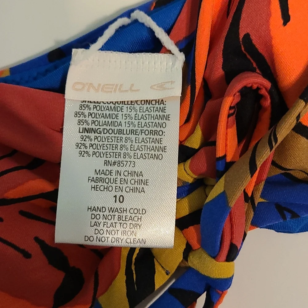 O'Neill Bikini Top Girls Size 10 - Picture 2 of 3